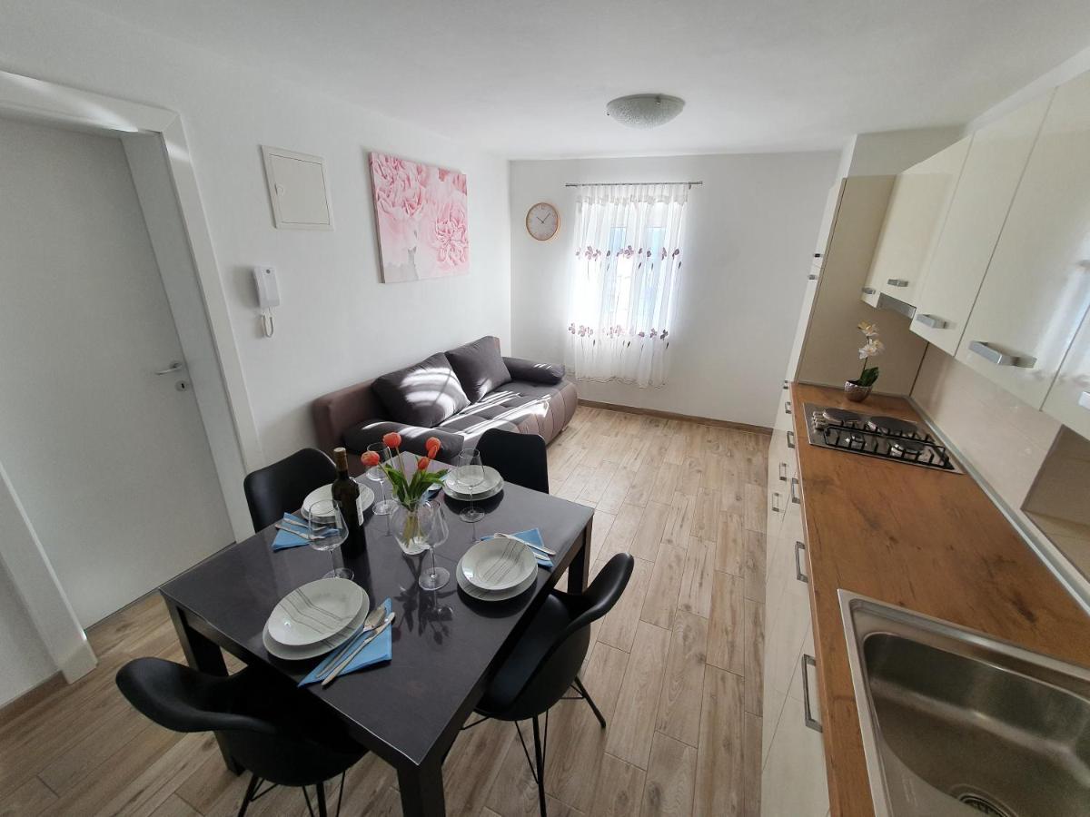 Apartaments Ukic Prvic Sepurine Exterior foto