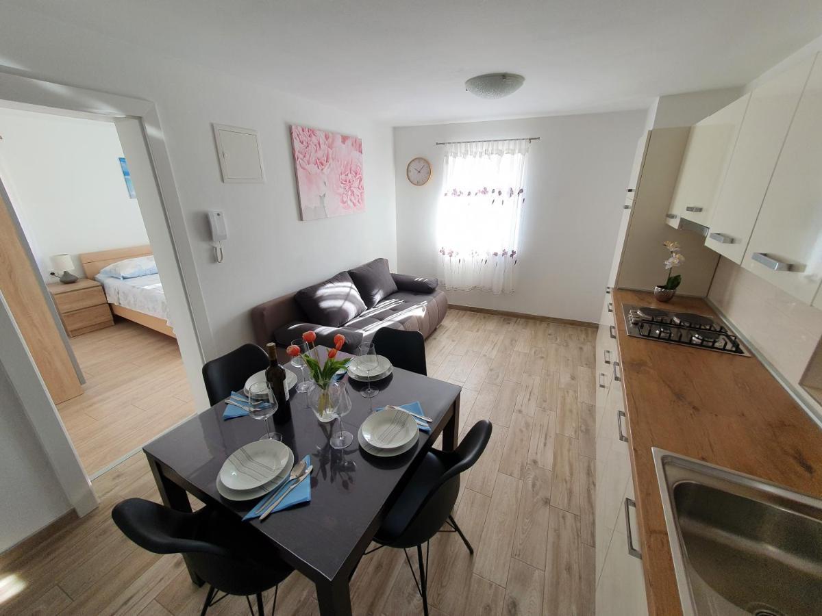 Apartaments Ukic Prvic Sepurine Exterior foto